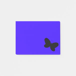 Schmetterling auf blauem Post-it-Zettel Post-it Klebezettel