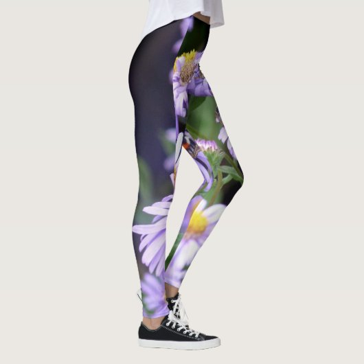 Schmetterling auf Blume Leggings (Rechts)