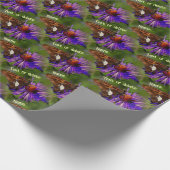 Schmetterling auf Blume Natur Personalisiert Geschenkpapier (Ecke)