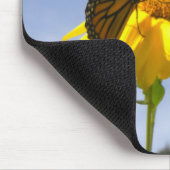 Schmetterling auf der Sonnenblumenmaus Mousepad (Ecke)