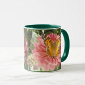 Schmetterling auf einem rosa Hydrangea Tasse (VorderseiteRechts)