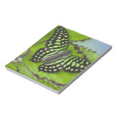 Schmetterling auf Grün Notizblock (Rotiert)