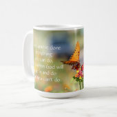 Schmetterling auf Korinther-Bibel-Vers der Kaffeetasse (Vorderseite Links)