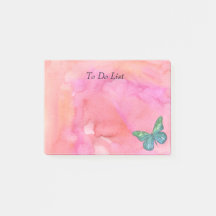 Schmetterling auf rosa Wasserfarbe