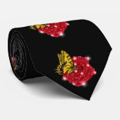 Schmetterling auf rote Rose mit Sternen und Regent Krawatte (Gerollt)