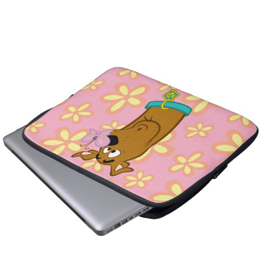 Schmetterling auf Scooby-Doos Nase Laptopschutzhülle (Vorne Knopf)