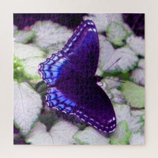 Schmetterling auf Silver Beacon Lamium Puzzle (Vertikal)