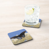 Schmetterling auf weißen Blume Untersetzer (Rechte Seite)