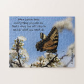 Schmetterling auf Weißen Blüten mit Schrift Verse Puzzle (Horizontal)