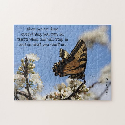 Schmetterling auf Weißen Blüten mit Schrift Verse Puzzle (Horizontal)