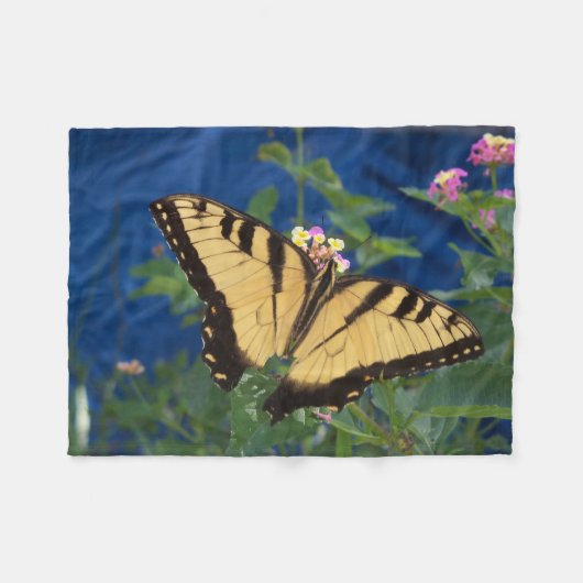 Schmetterling aus Gelb und Schwarz auf einem Frack Fleecedecke (Vorderseite (Horizontal))