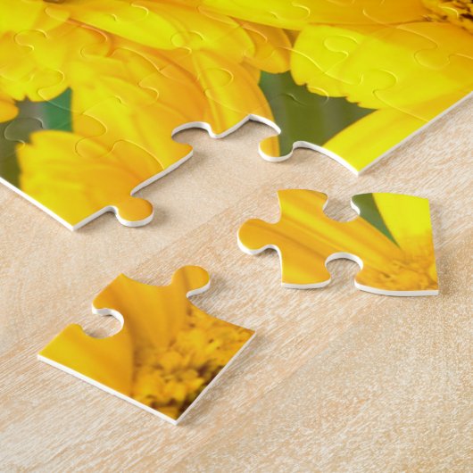 Schmetterling aus schwarzem Frack Puzzle (Seite)