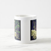 Schmetterling im Butterfly Bush Kaffeetasse (Mittel)