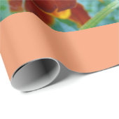 Schmetterling im farbenfrohen Garten Geschenkpapier (Rolleneckpunkt)