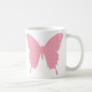 Schmetterling im Hintergrundbild - hellrosa Kaffeetasse