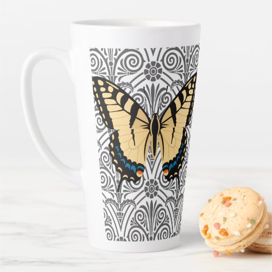 Schmetterling im Mittelpunkt Milchtasse (Beispiel)