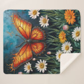 Schmetterling in Flammen Fantasie weiße Kamillenku Sherpadecke (Vorderseite (Horizontal))