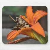 Schmetterling in Lilie mousepad (Vorne)