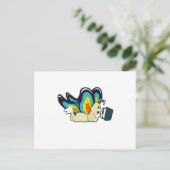 Schmetterling in Reading mit Buch Postkarte (Stehend Vorderseite)