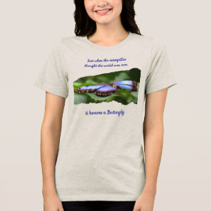 Schmetterling-Inspirationszitat Neue Anfänge Tri-Blend Shirt