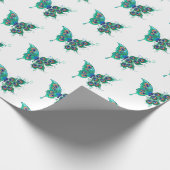Schmetterling mit grünen Pfauenfedern Geschenkpapier (Ecke)