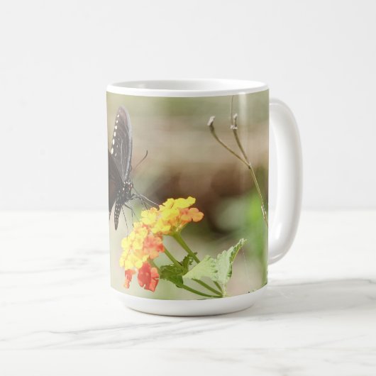 Schmetterling mit Psalm-Vers 23:3 Kaffeetasse (VorderseiteRechts)
