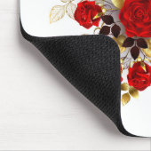 Schmetterling mit roter Blume und rote Rosen Mousepad (Ecke)