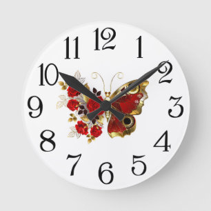 Schmetterling mit roter Blume und rote Rosen Runde Wanduhr