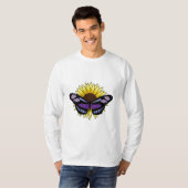 Schmetterling mit Sonnenblume T-Shirt (Vorne ganz)