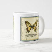 Schmetterling mit Wildblumen Jumbo-Tasse (Vorderseite Rechts)