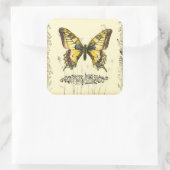 Schmetterling mit Wildblumen Quadratischer Aufkleber (Tasche)