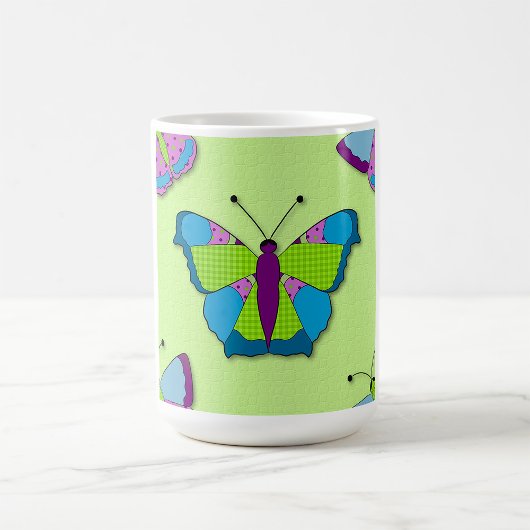 Schmetterling-Patchworkmuster auf Grün Kaffeetasse