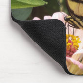 Schmetterling und Blume Mousepad (Ecke)