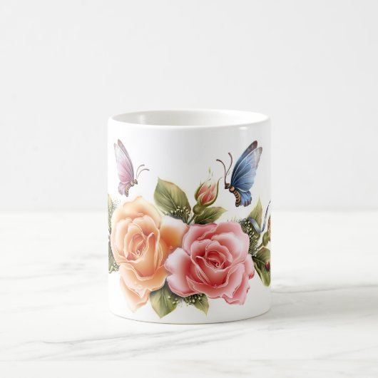 Schmetterling und hübsche Tasse der Rosen - (Mittel)