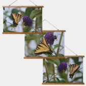 Schmetterling und Hummel Fotografisch Wandteppich Mit Holzrahmen
