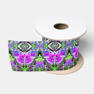 Schmetterling und Medallion Batik Muster in Violet Satinband