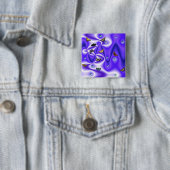 Schmetterling und Perlen auf lila Seide Button (Beispiel)