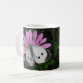 Schmetterling und rosa Blume Tasse (Vorderseite Links)
