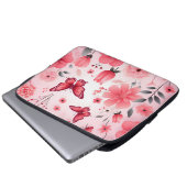 Schmetterling und rosa Blüte Laptopschutzhülle (Vorne Knopf)