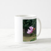 Schmetterling und Rose Sharons Kaffeetasse (VorderseiteRechts)