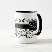 Schmetterling Viktorianisch Geblüht Schwarz-weiß Tasse (VorderseiteRechts)