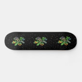 Schmetterlinge auf Blätter Skateboard (Horizontal)