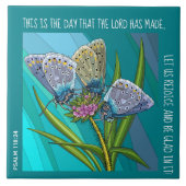 Schmetterlinge auf Blume mit Vers aus Psalm 118:24 Fliese (Vorderseite)