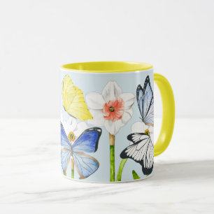 Schmetterlinge auf einer Combo-Tasse Tasse