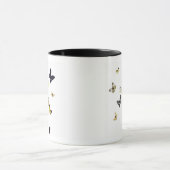 Schmetterlinge geschossen auf Weiß Tasse (Zentrum)