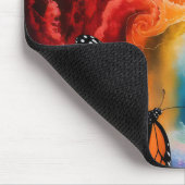 Schmetterlinge in einem bunten Sturm. Mousepad (Ecke)