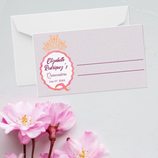Schmetterlinge Kronen Quinceanera Pink Peach Squig Platzkarte