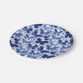 Schmetterlinge Modernes Aquarellblau Pappteller (Schrägansicht)