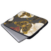 Schmetterlinge und Blume: Frühjahrsmuster Laptopschutzhülle (Vorne Knopf)
