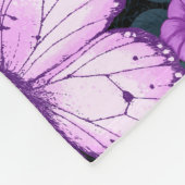 Schmetterlinge und Blume Symmetrie, Violett und Bl Fleecedecke (Ecke)